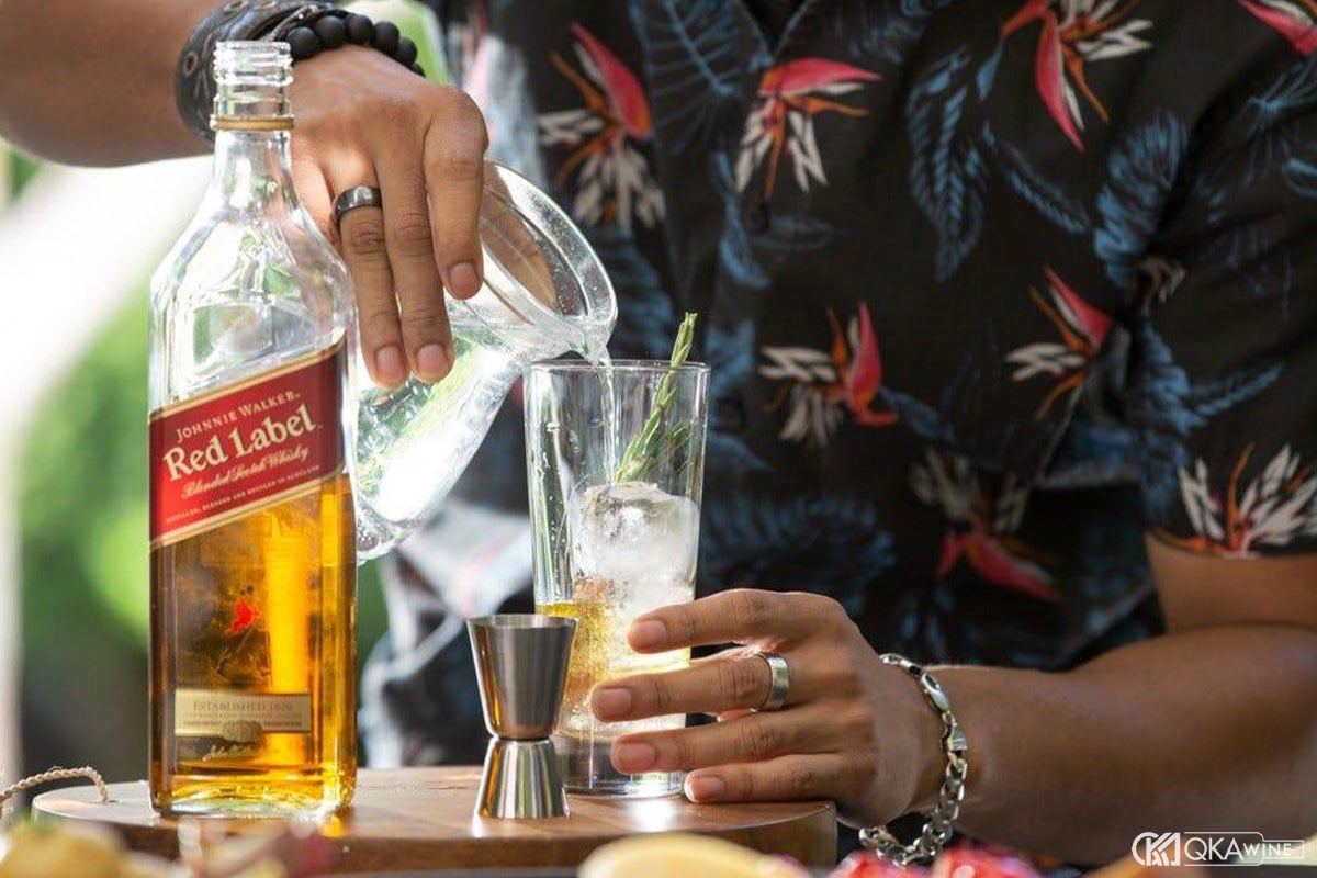 Hậu vị Johnnie Walker Red Label