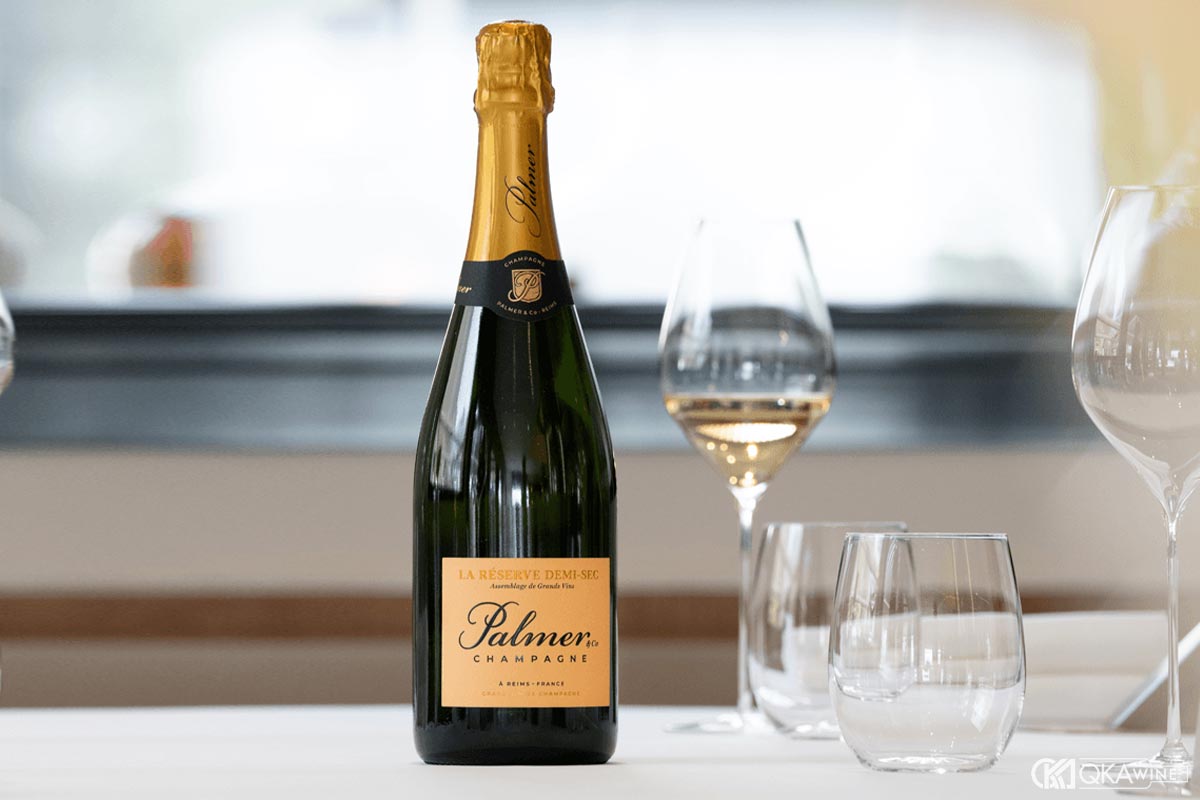 Kinh nghiệm chọn mua Demi-Sec Sparkling