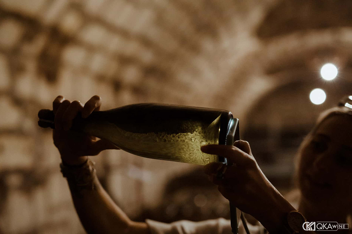 Lees ageing không phải lúc nào cũng làm rượu nặng