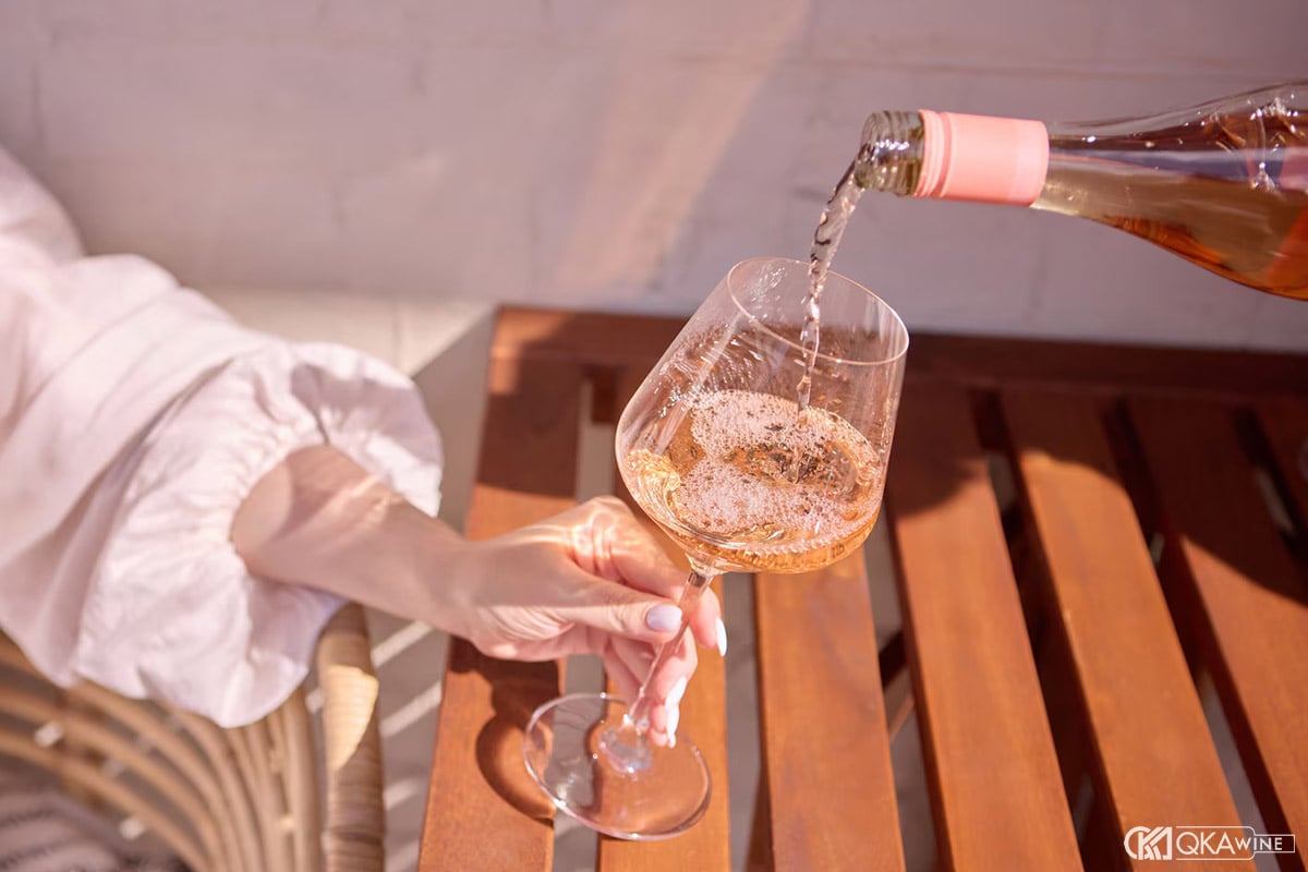 Nguồn gốc tên gọi Sparkling Rose