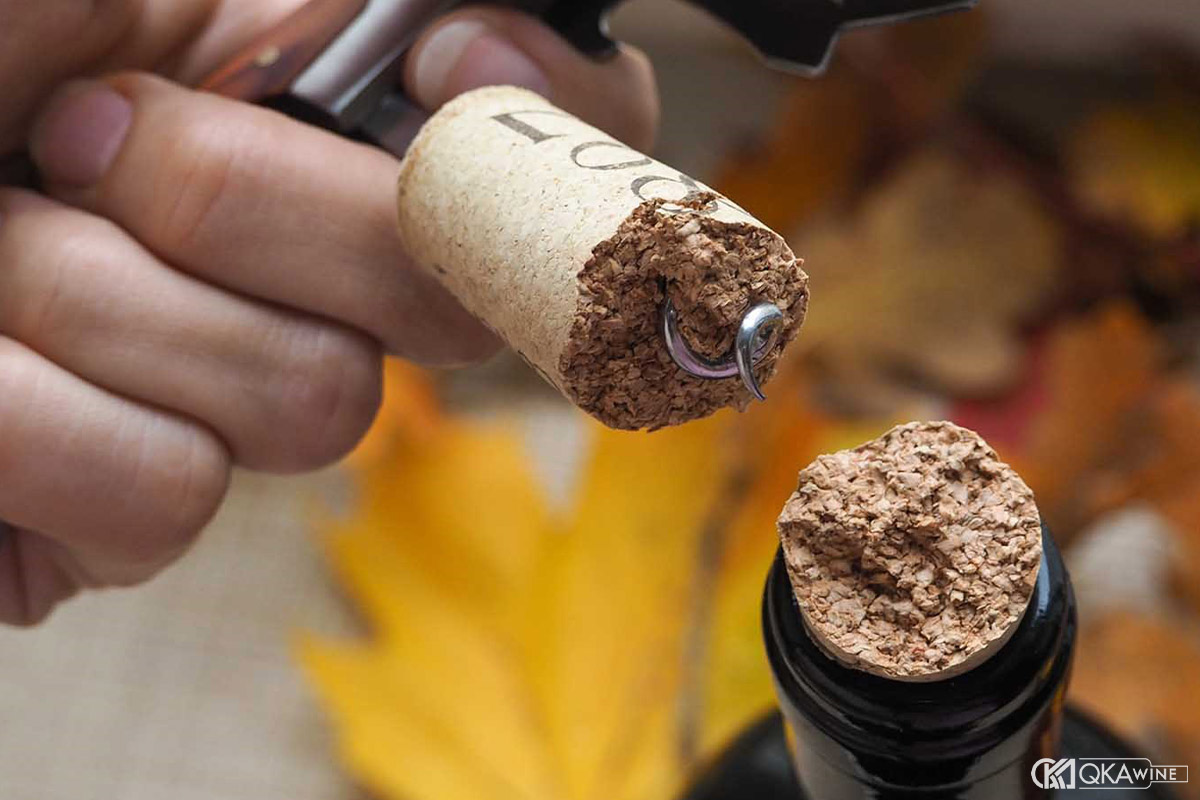 Nguyên nhân gây ra Cork Taint