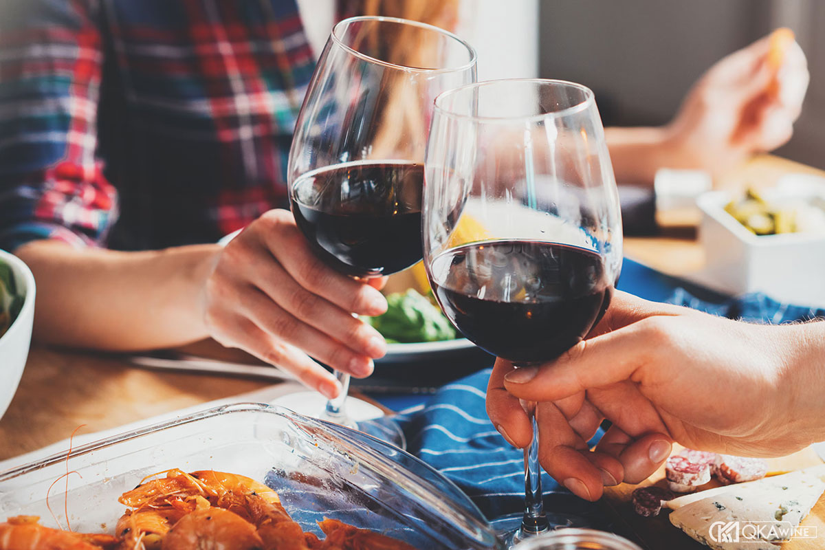 Những món Việt hợp với vang Chile