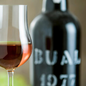 Oxidation là gì trong rượu vang?