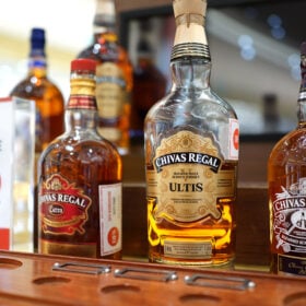 Rượu Chivas có hạn sử dụng không?