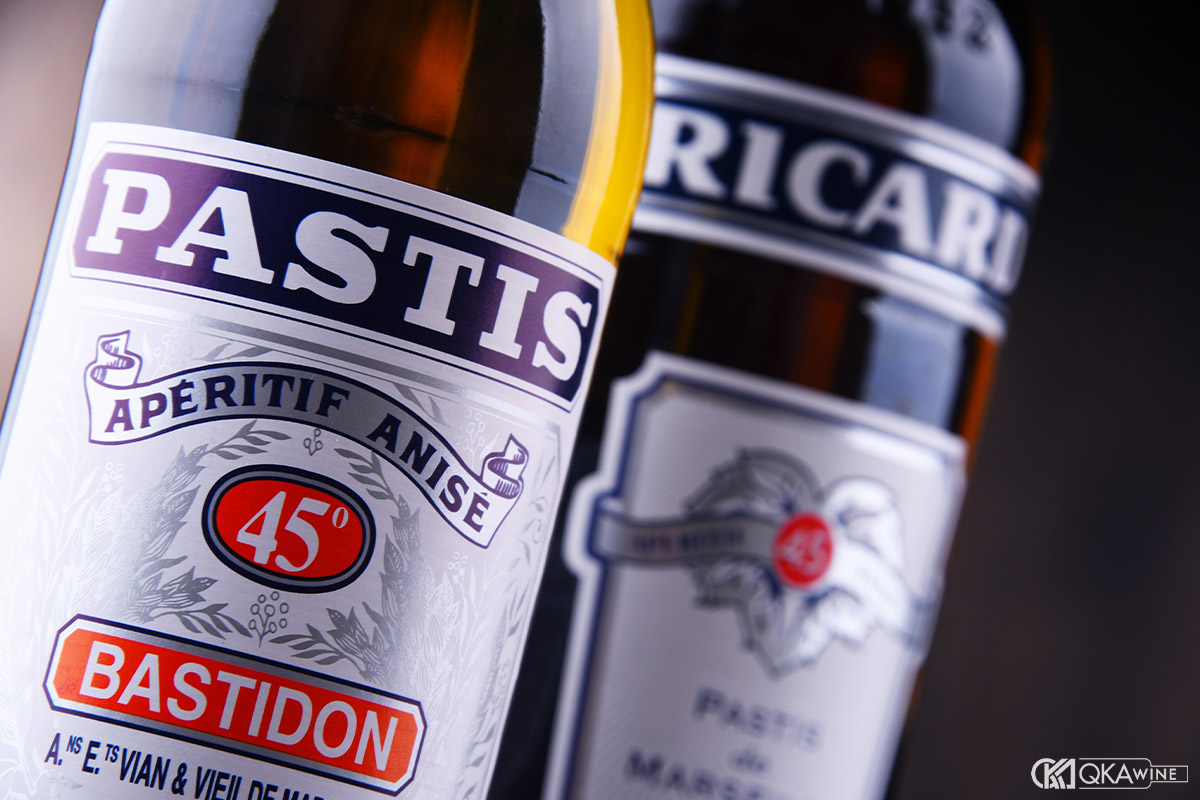 Rượu Pastis