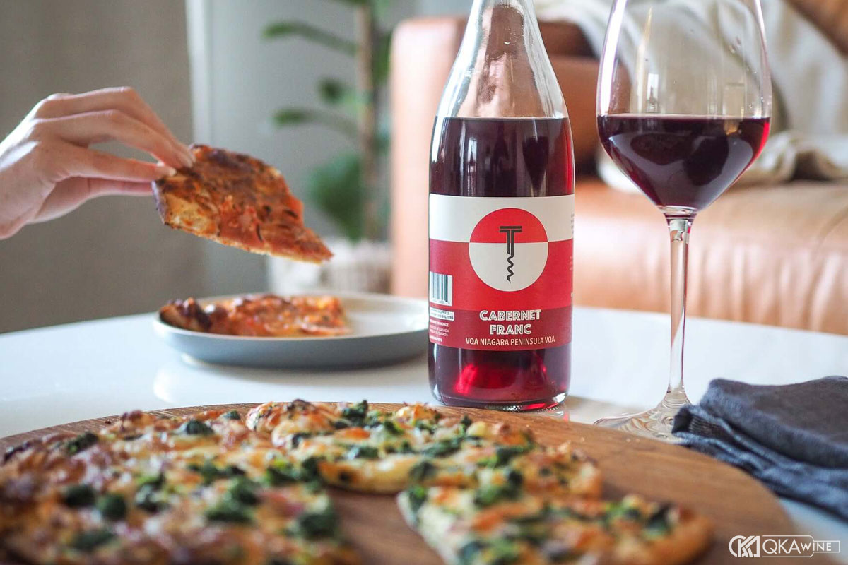 Rượu vang Cabernet Franc uống với món gì ngon?