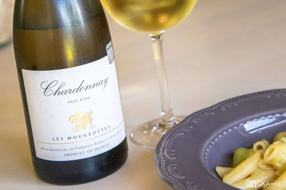 Sự khác nhau giữa Unoaked Chardonnay và oaked Chardonnay