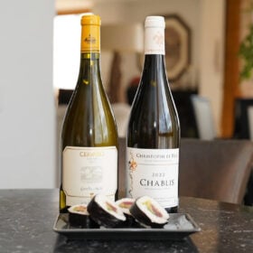 Unoaked Chardonnay và oaked Chardonnay khác nhau thế nào?