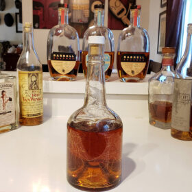 Kích thước chai rượu whisky