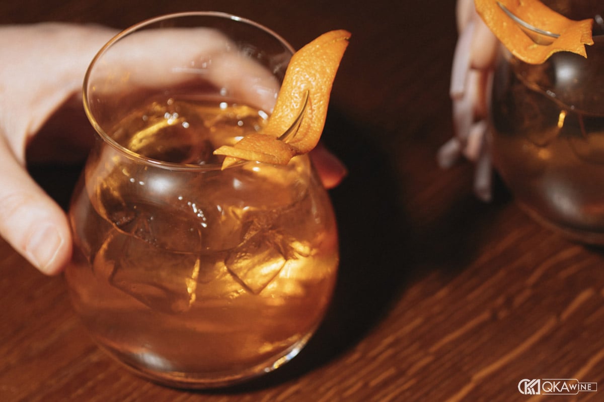 Ly Glencairn có dùng với đá được không?