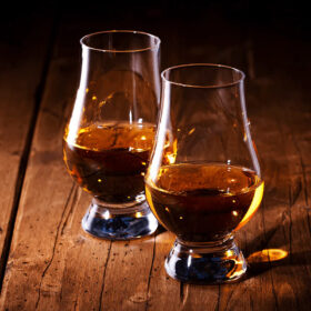 Ly whisky Glencairn là gì?