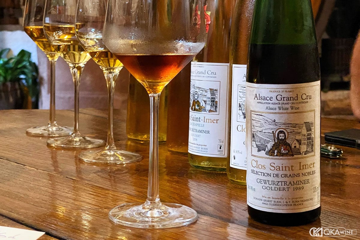 Rượu vang trắng Gewurztraminer