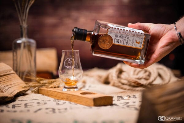 Whisky làm từ gì?