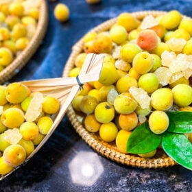 Cách ngâm rượu mơ