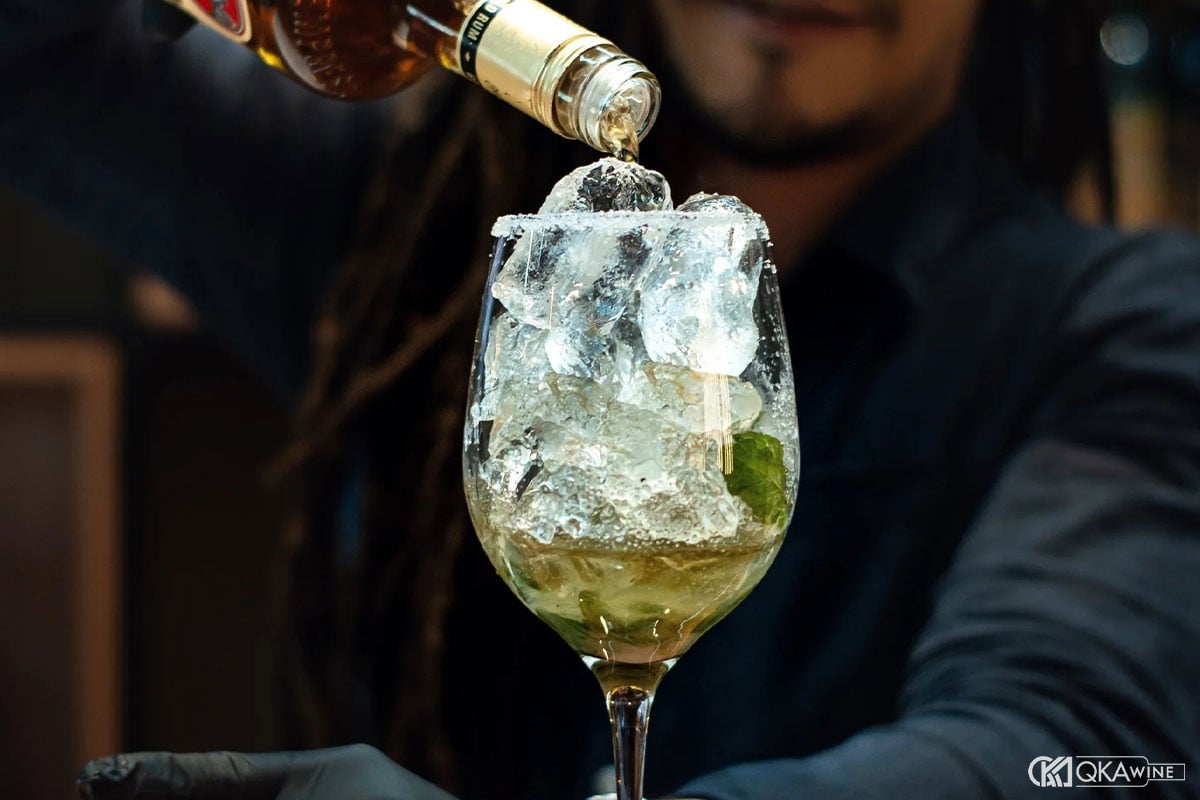 Dry Vermouth, Sweet Vermouth và cách chọn cho Gin