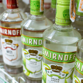 Giá rượu Vodka