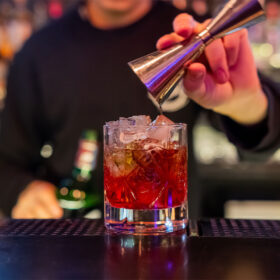 Rượu Gin pha với gì ngon?