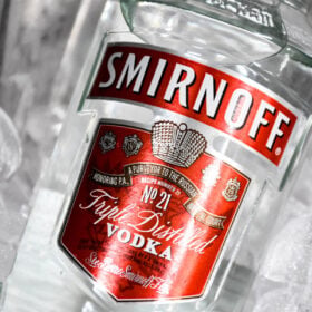 Smirnoff Vodka là gì?