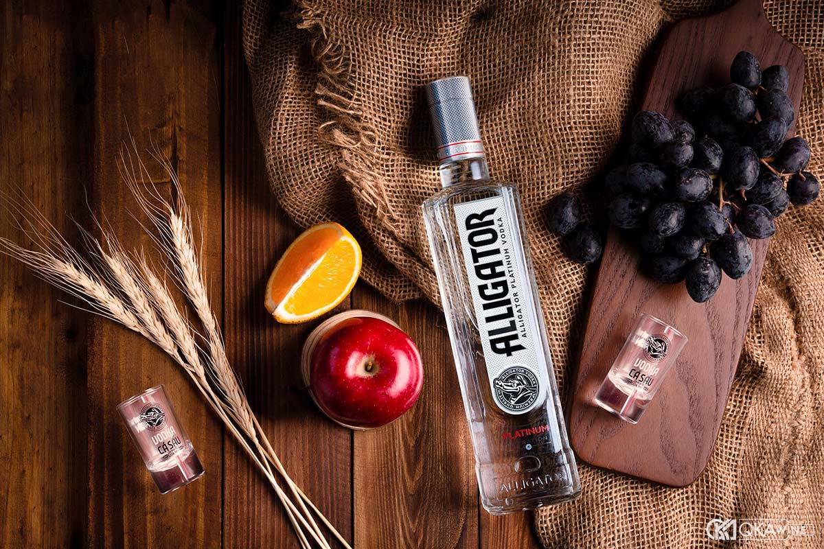 Vodka Cá Sấu Đen Alligator Platinum
